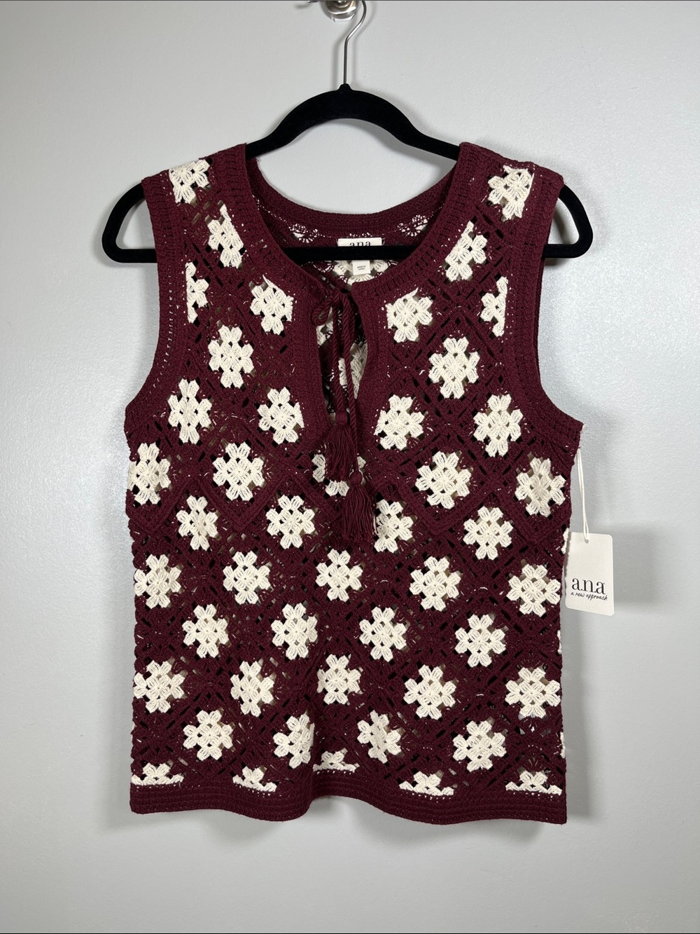 a.n.a Crochet Tie-Front Tank in Burgundy and Cream Size XS